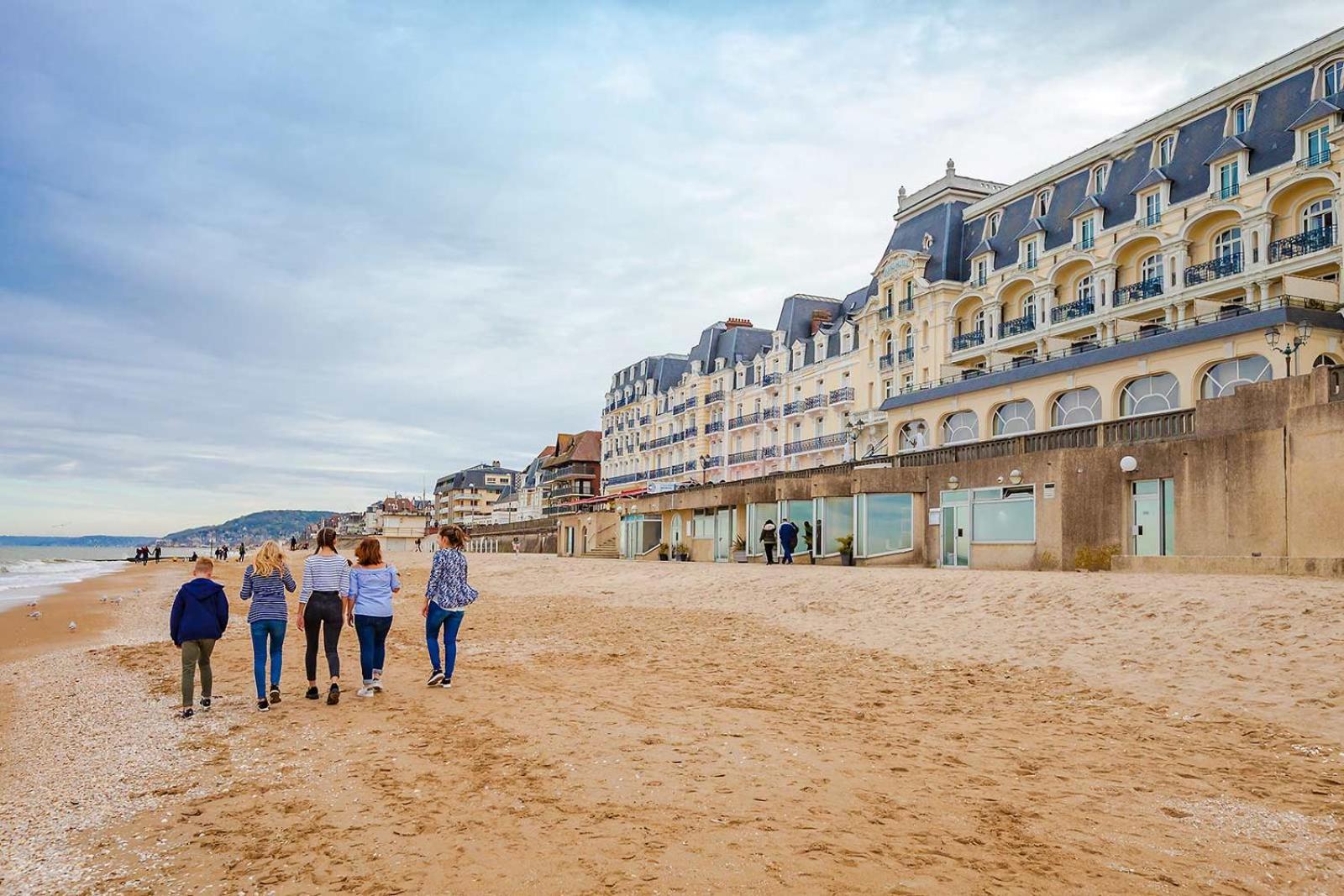 Ravissant Cottage Avec Jardin, Refait A Neuf, 2 A 5 Pers Cabourg Exterior foto